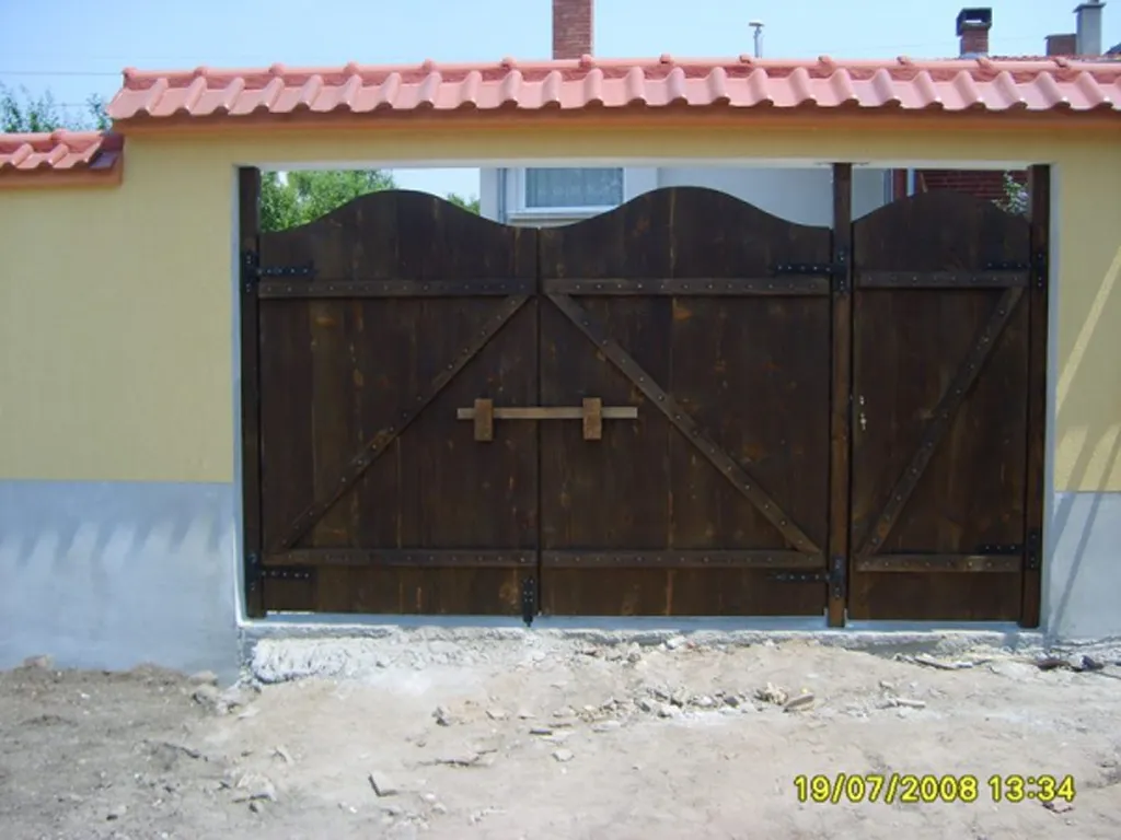 Дворна врата
